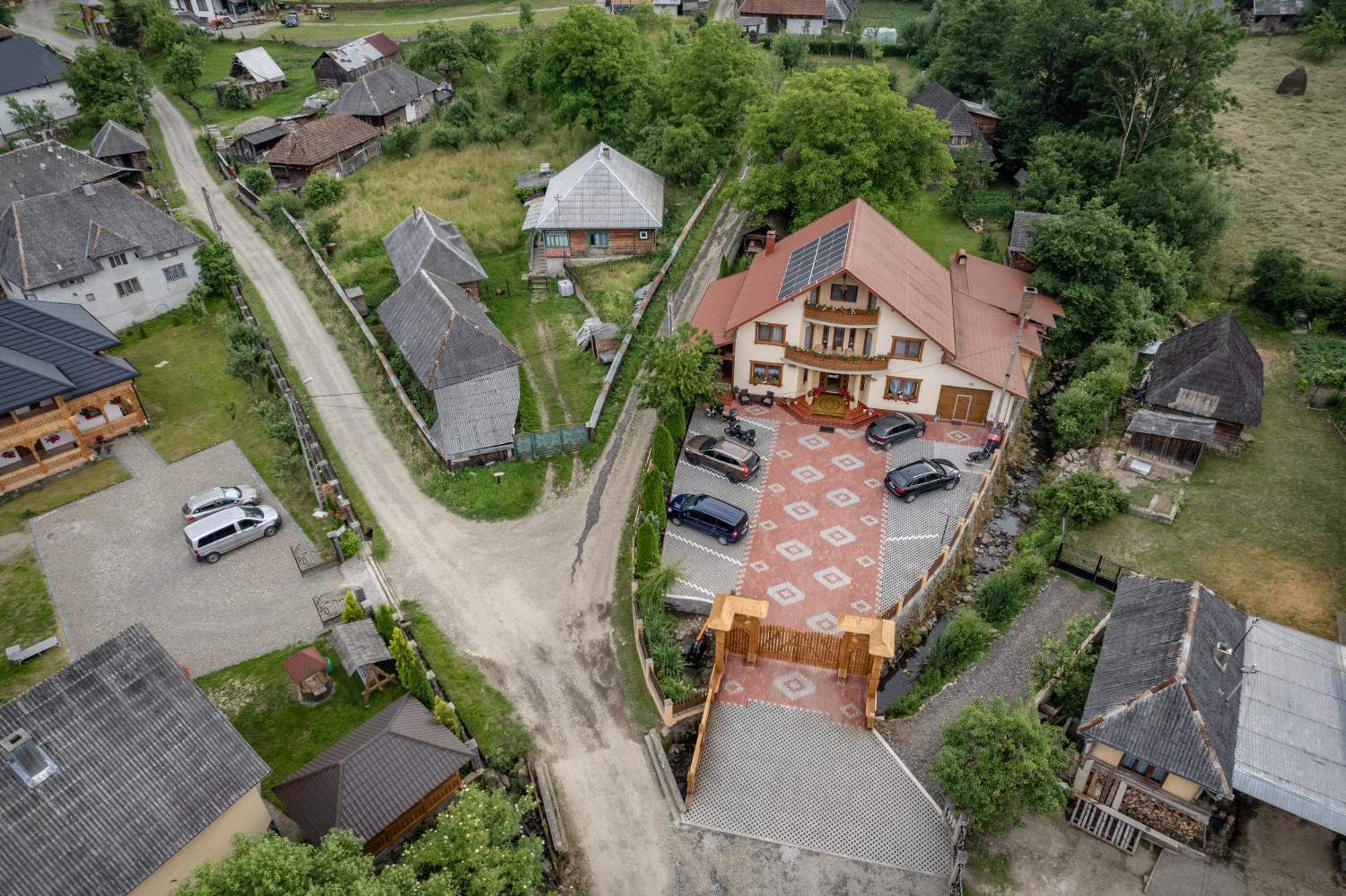 Pensiunea Marioara Breb Exterior foto